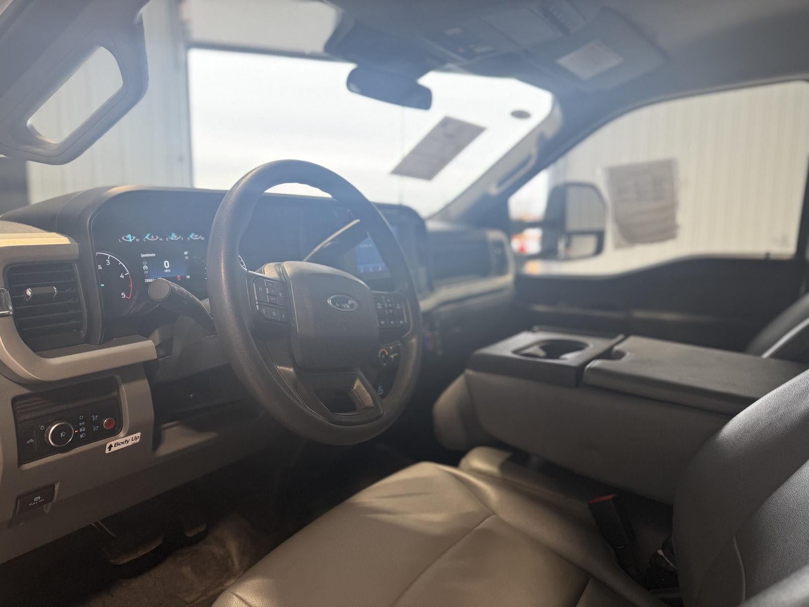 2024 Ford Super Duty F-350 DRW XL