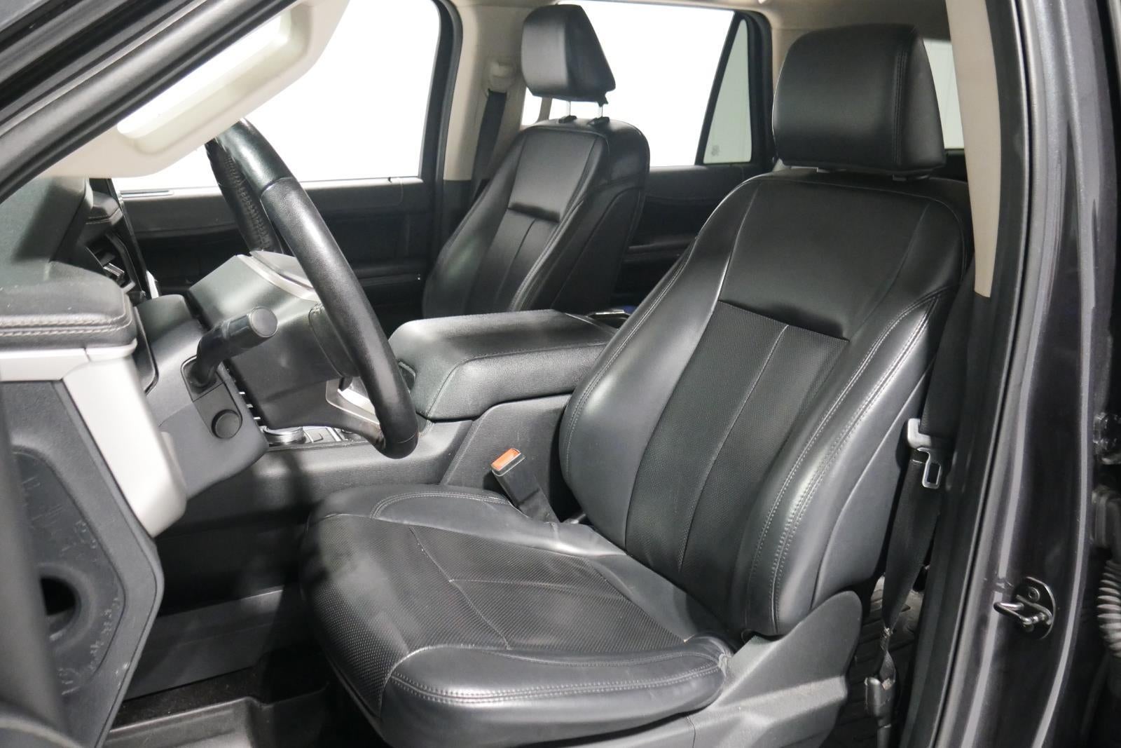 2022 Ford Expedition Max XLT