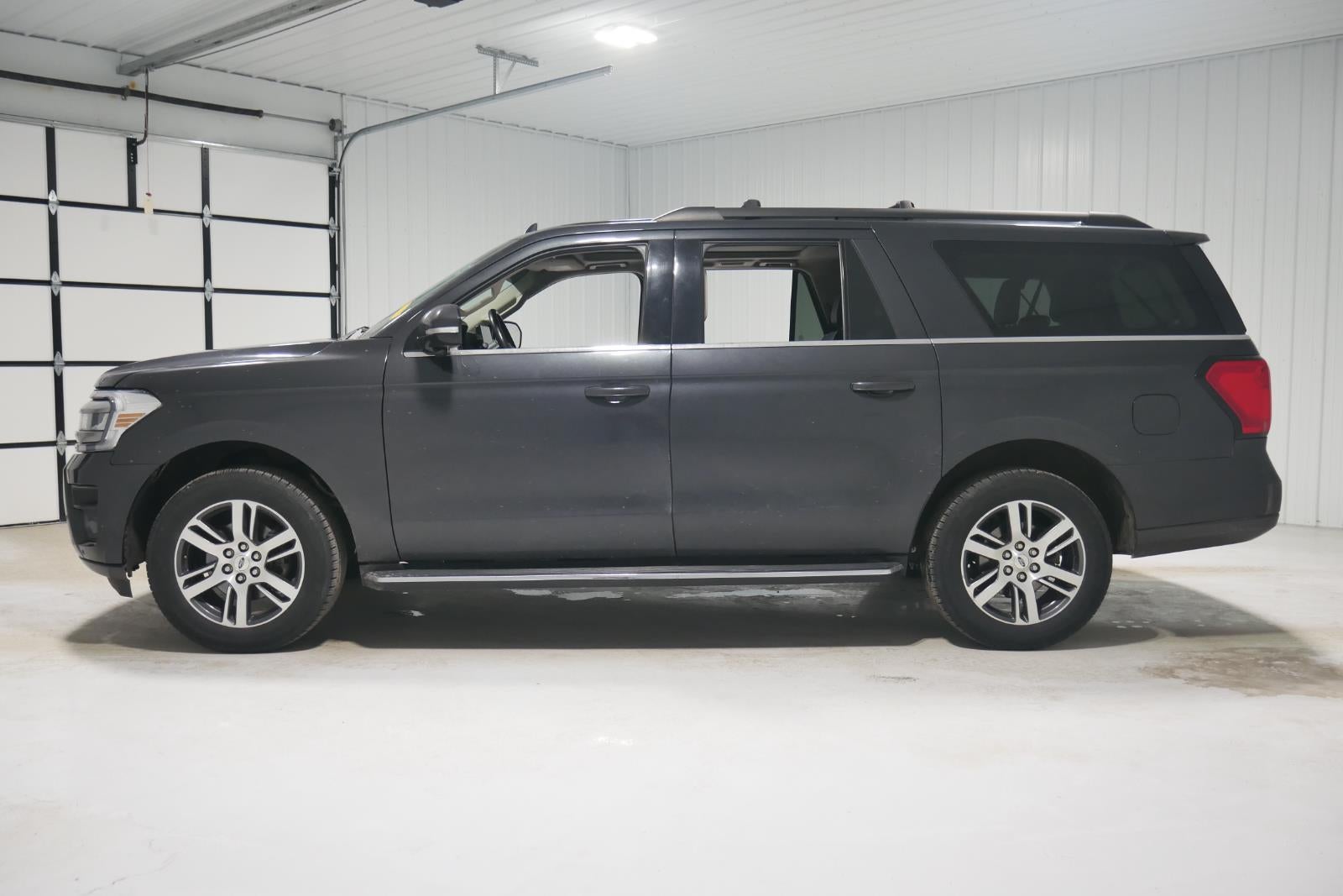 2022 Ford Expedition Max XLT