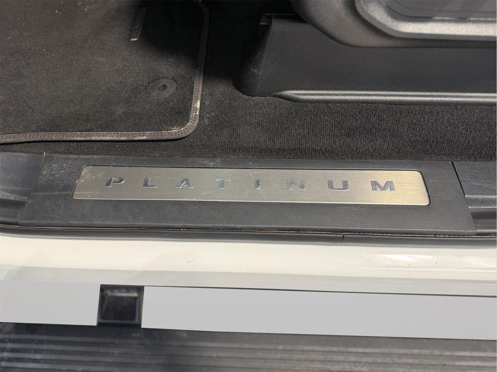 2022 Ford Super Duty F-250 Platinum