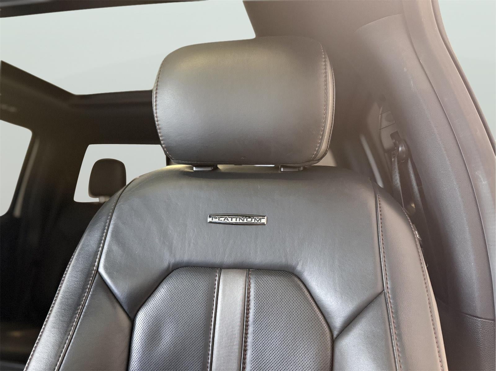 2022 Ford Super Duty F-250 Platinum