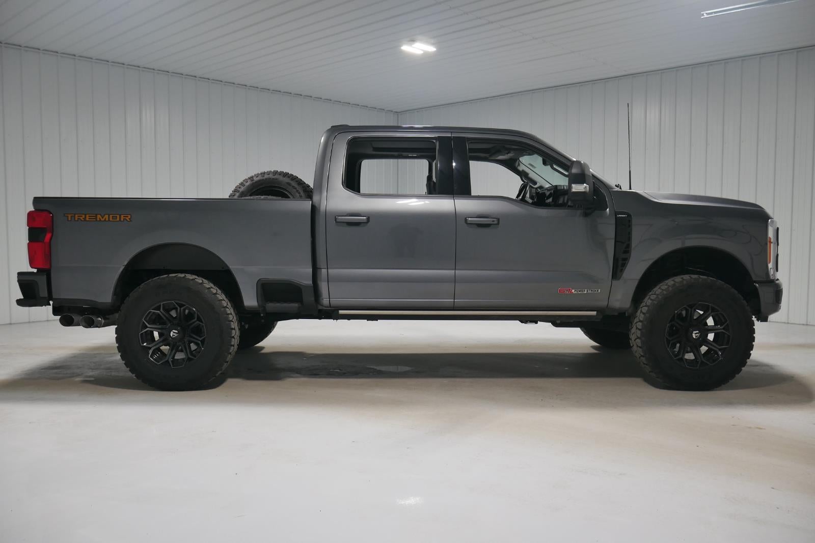 2023 Ford Super Duty F-250 Lariat