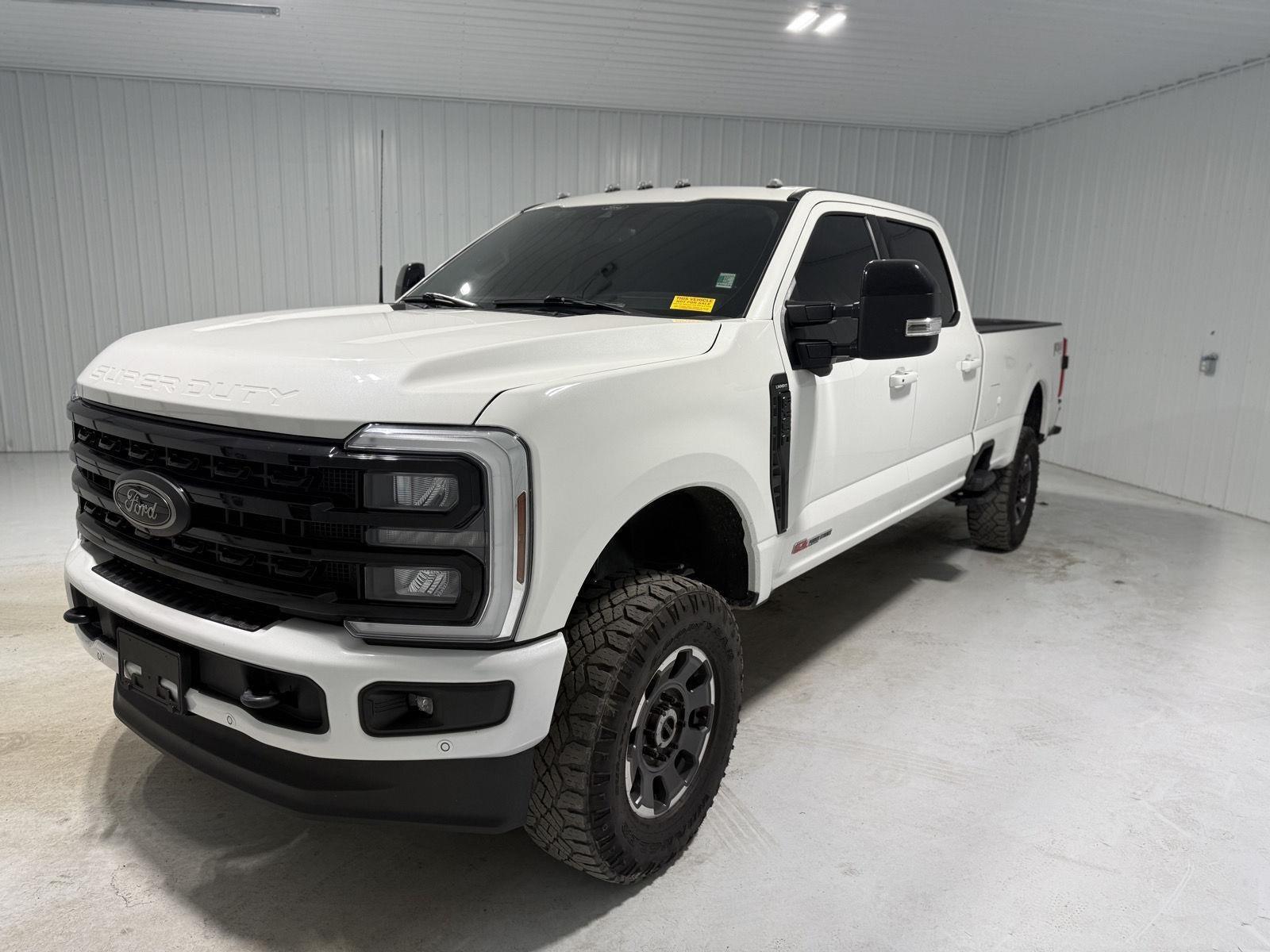 2024 Ford Super Duty F-350 Lariat
