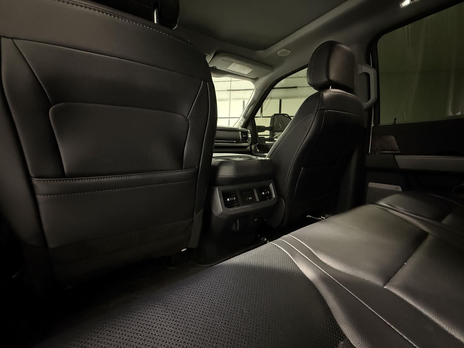 2024 Ford Super Duty F-350 Lariat