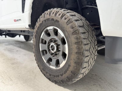 2024 Ford Super Duty F-350 Lariat