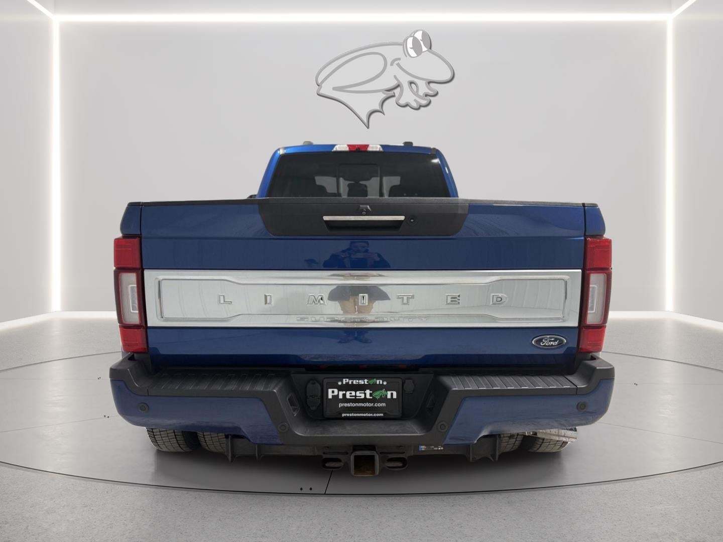 2022 Ford Super Duty F-450 DRW Limited