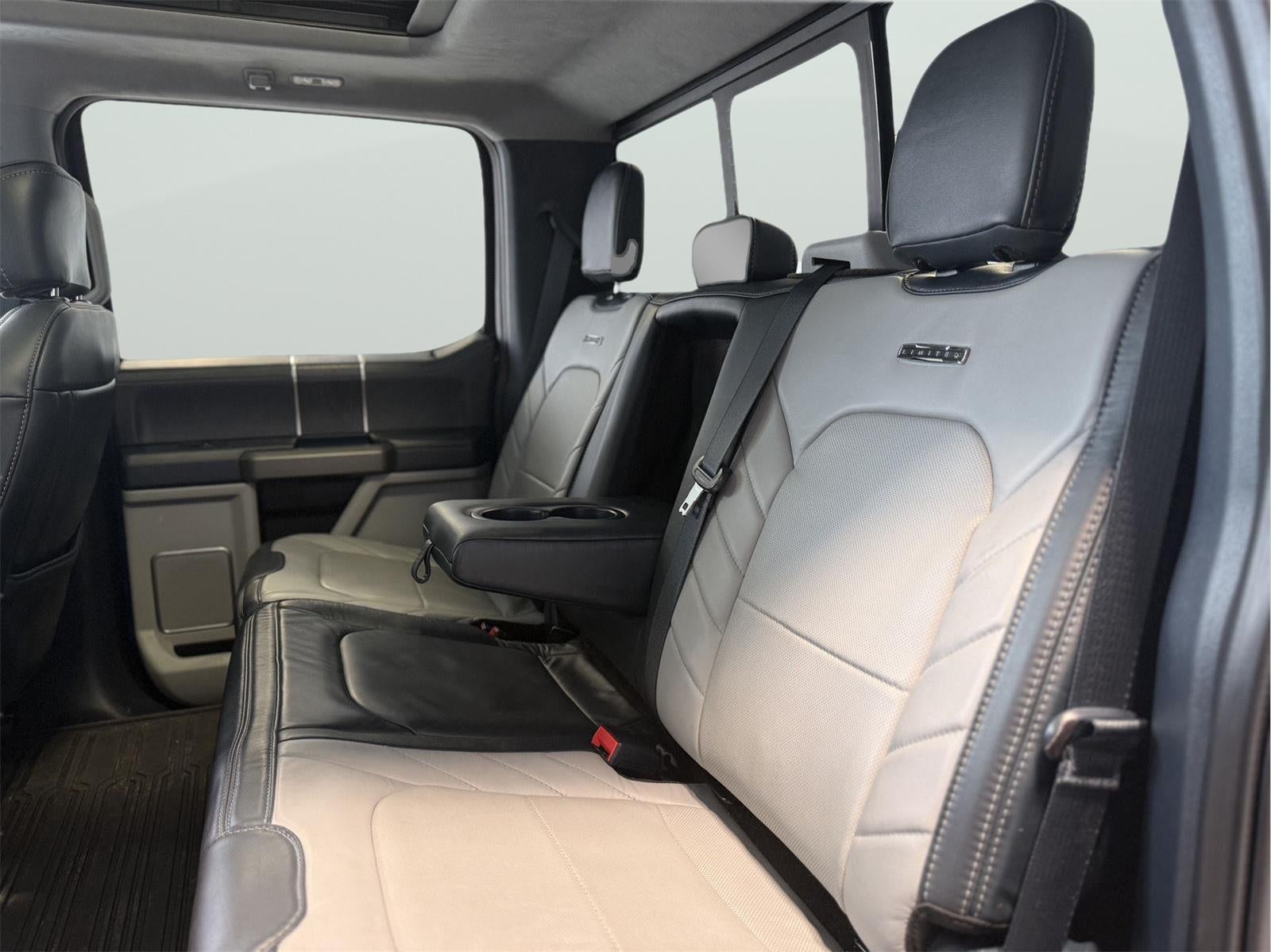 2022 Ford Super Duty F-450 DRW Limited