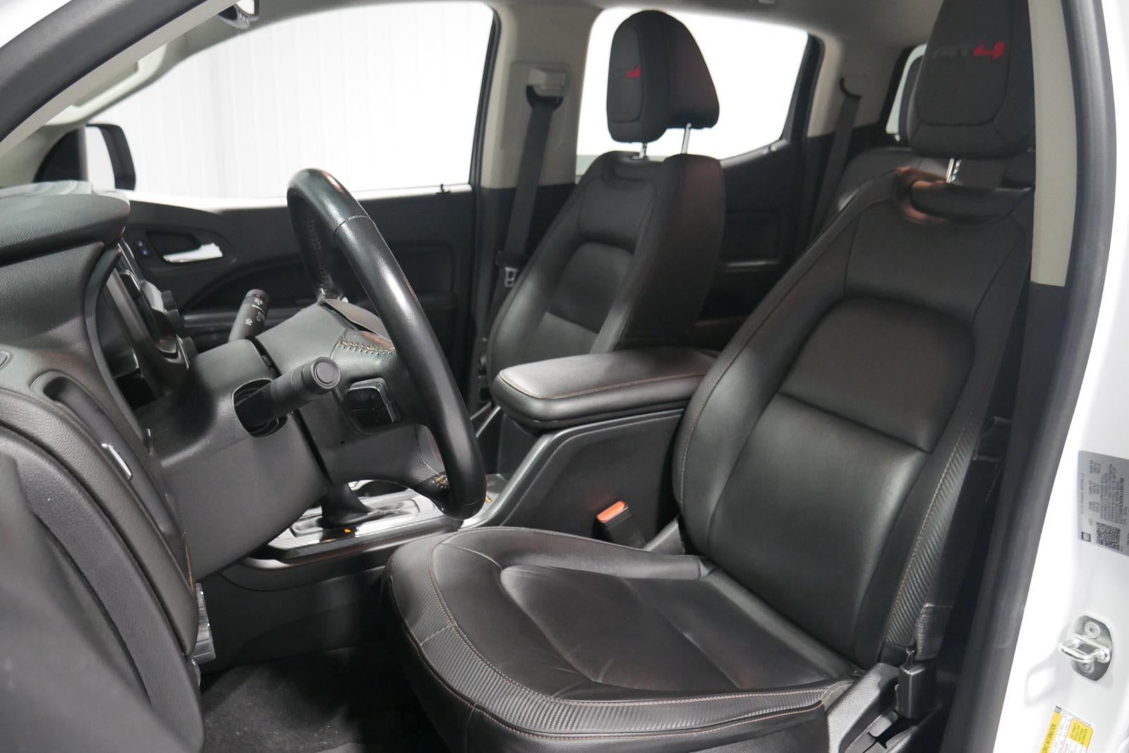 2022 GMC Canyon 4WD AT4 w/Leather