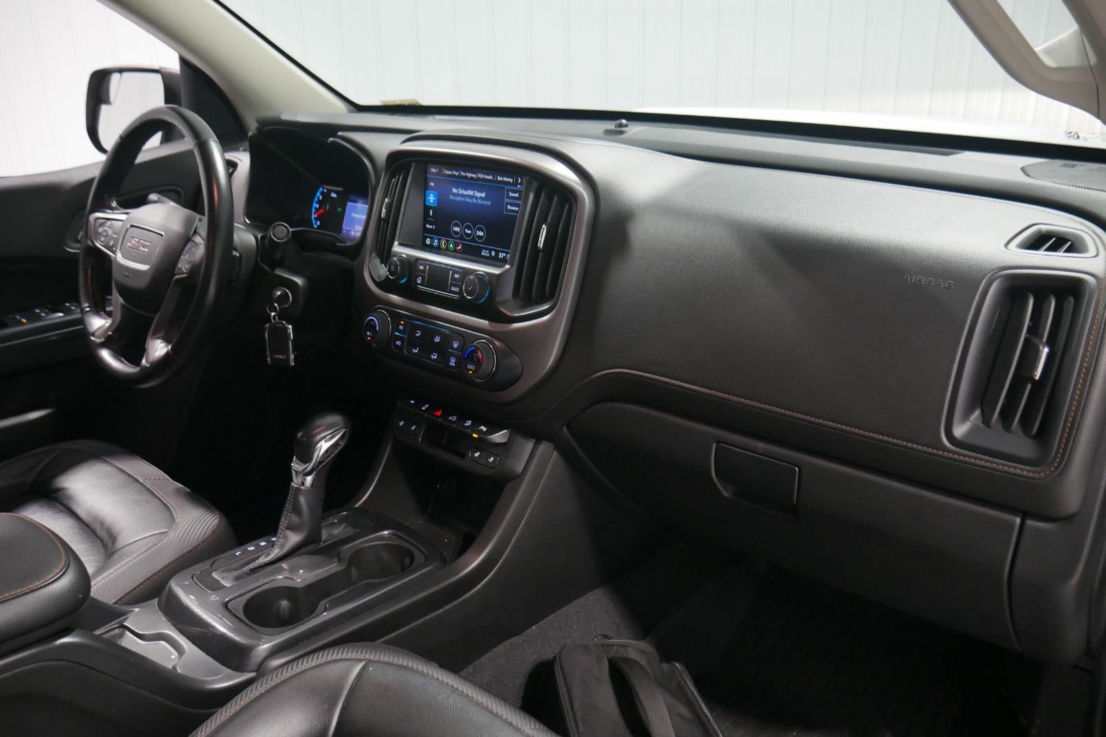2022 GMC Canyon 4WD AT4 w/Leather