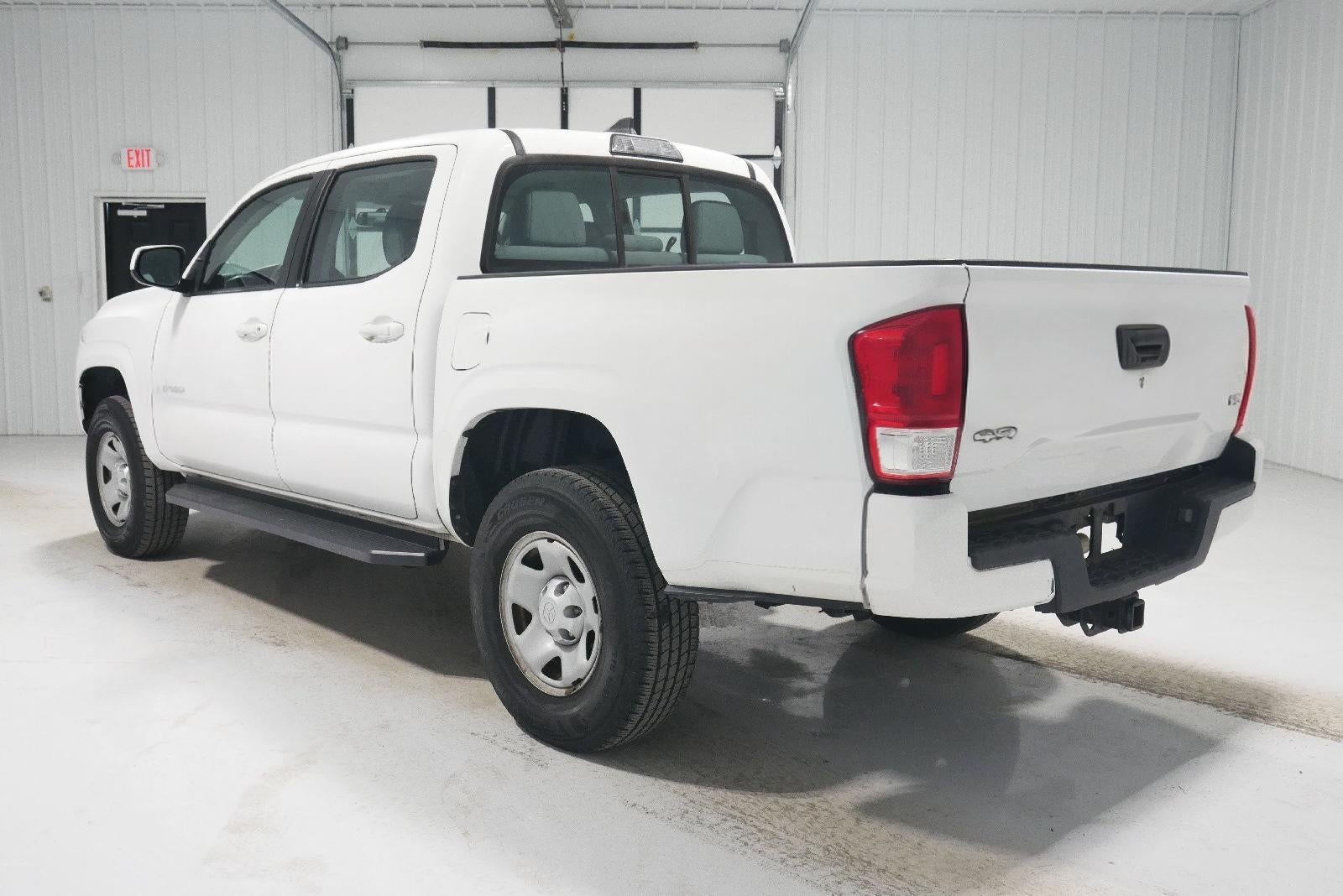 2017 Toyota Tacoma SR V6