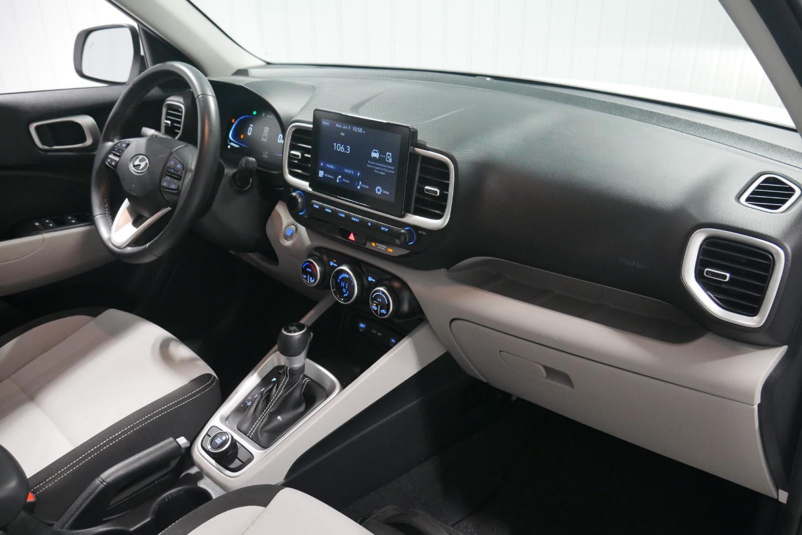 2024 Hyundai Venue SEL