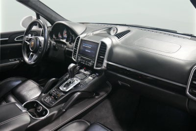 2017 Porsche Cayenne Turbo