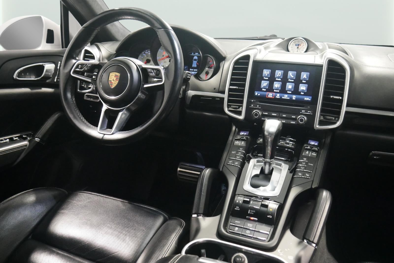 2017 Porsche Cayenne Turbo