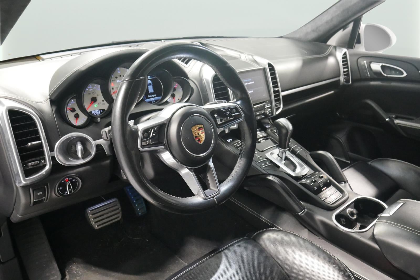 2017 Porsche Cayenne Turbo