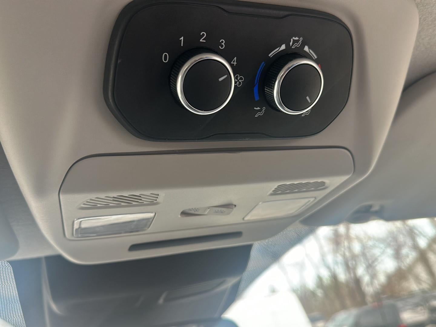 2023 Ford Transit 350 XLT