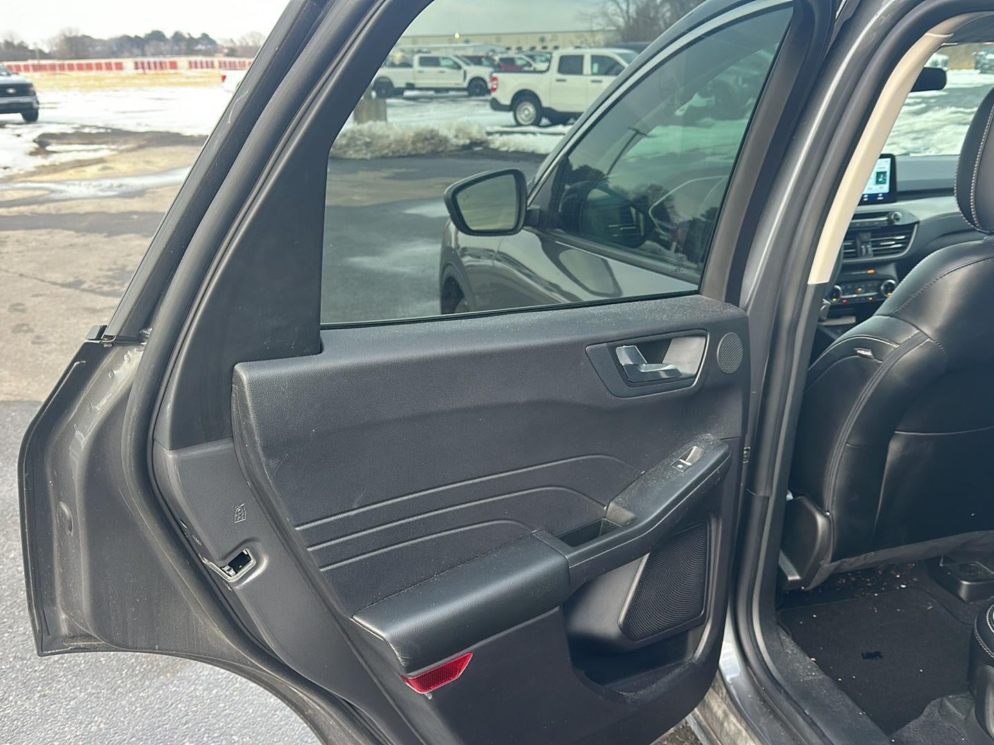 2022 Ford ESCAPE SEL