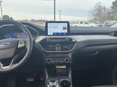 2022 Ford ESCAPE SEL