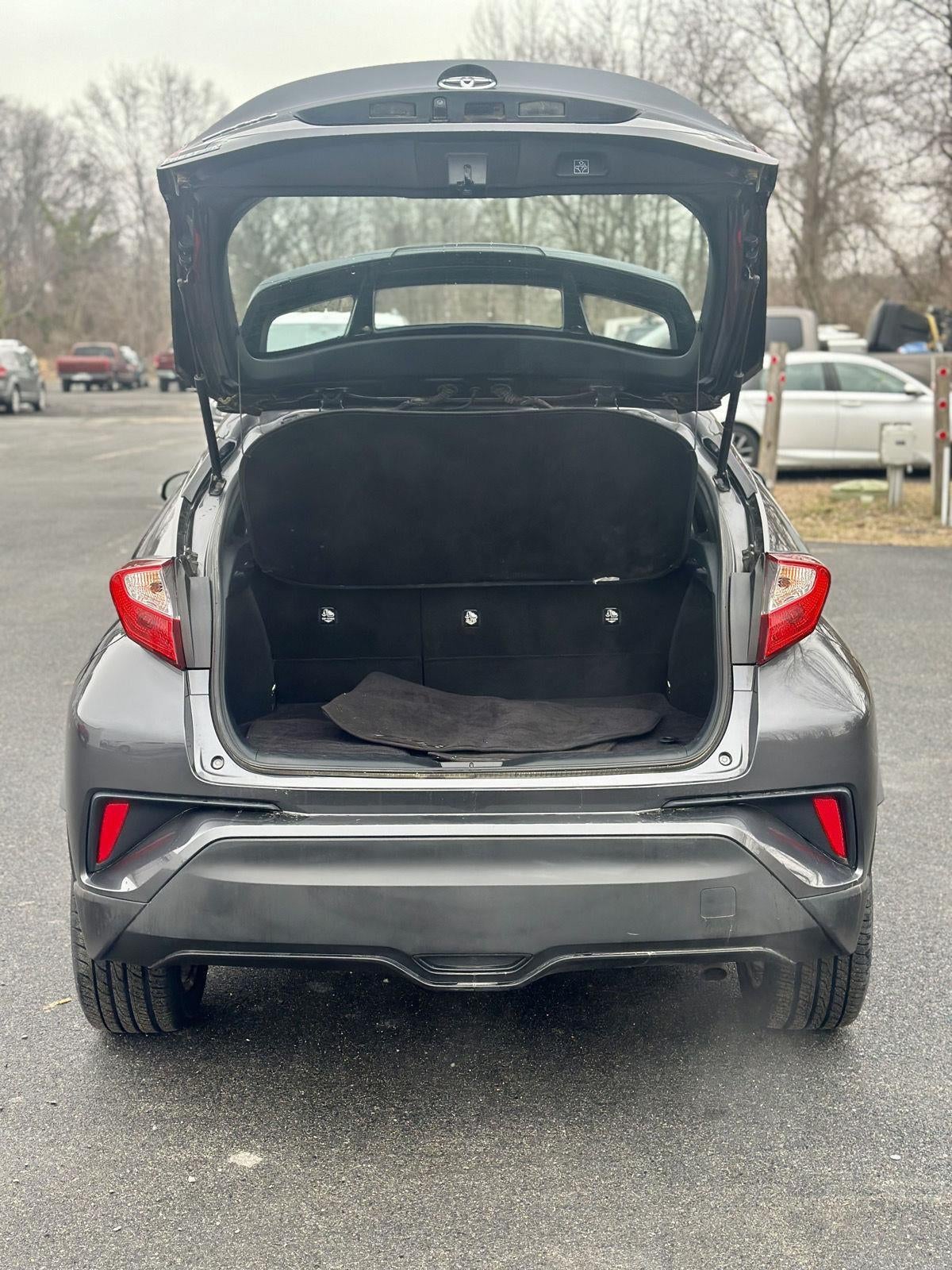 2021 Toyota C-HR XLE