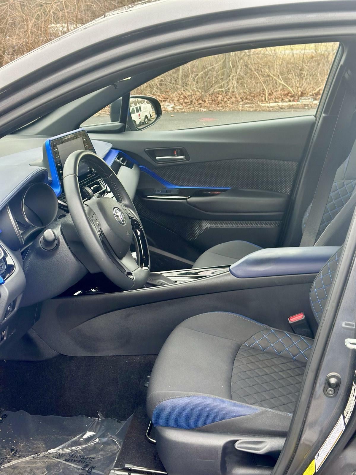 2021 Toyota C-HR XLE