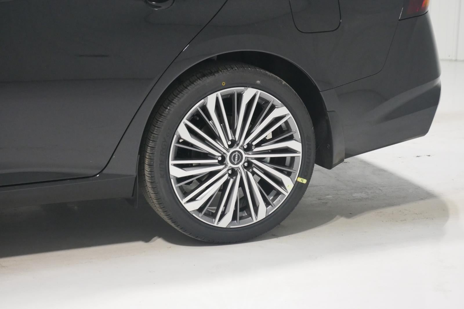 2025 Nissan Altima SL