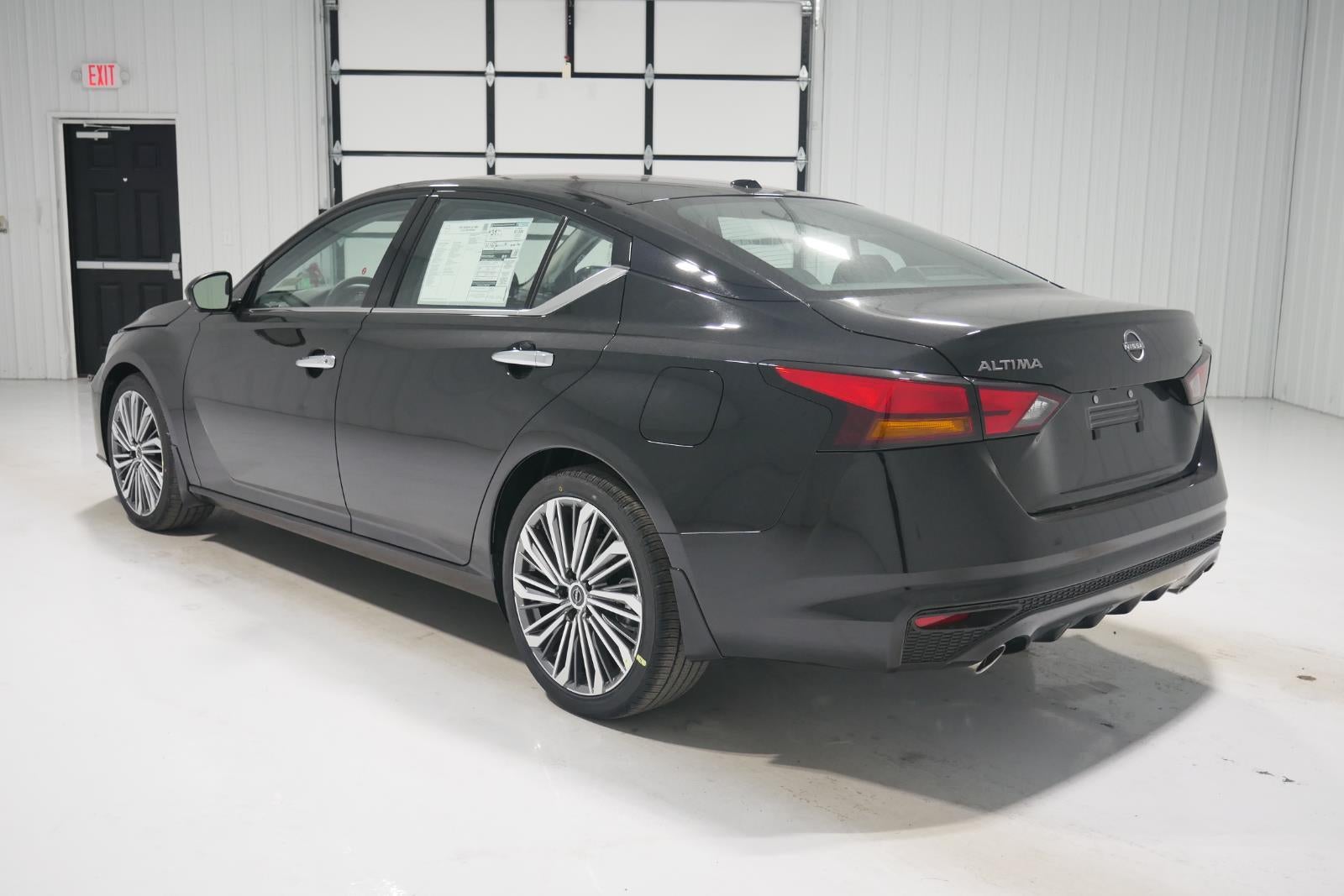 2025 Nissan Altima SL