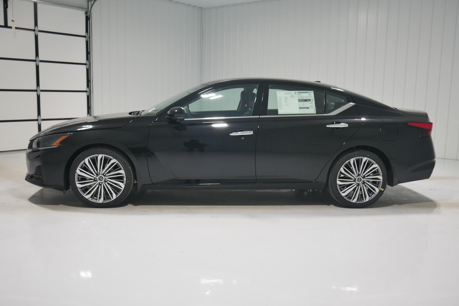 2025 Nissan Altima SL