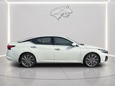 2025 Nissan Altima SL