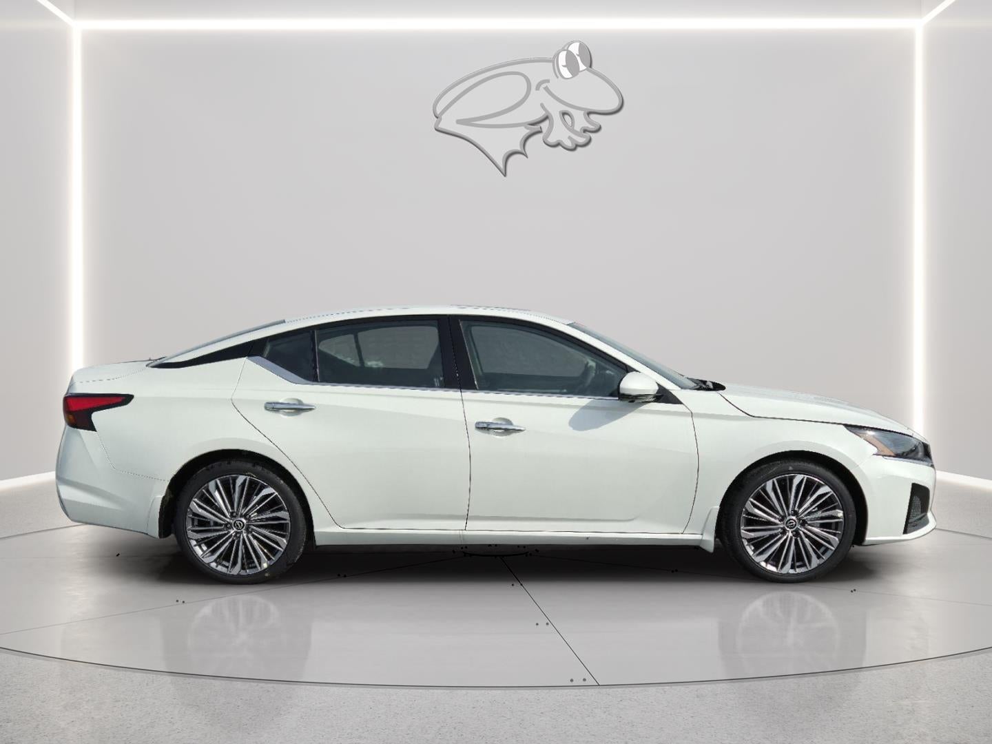 2025 Nissan Altima SL