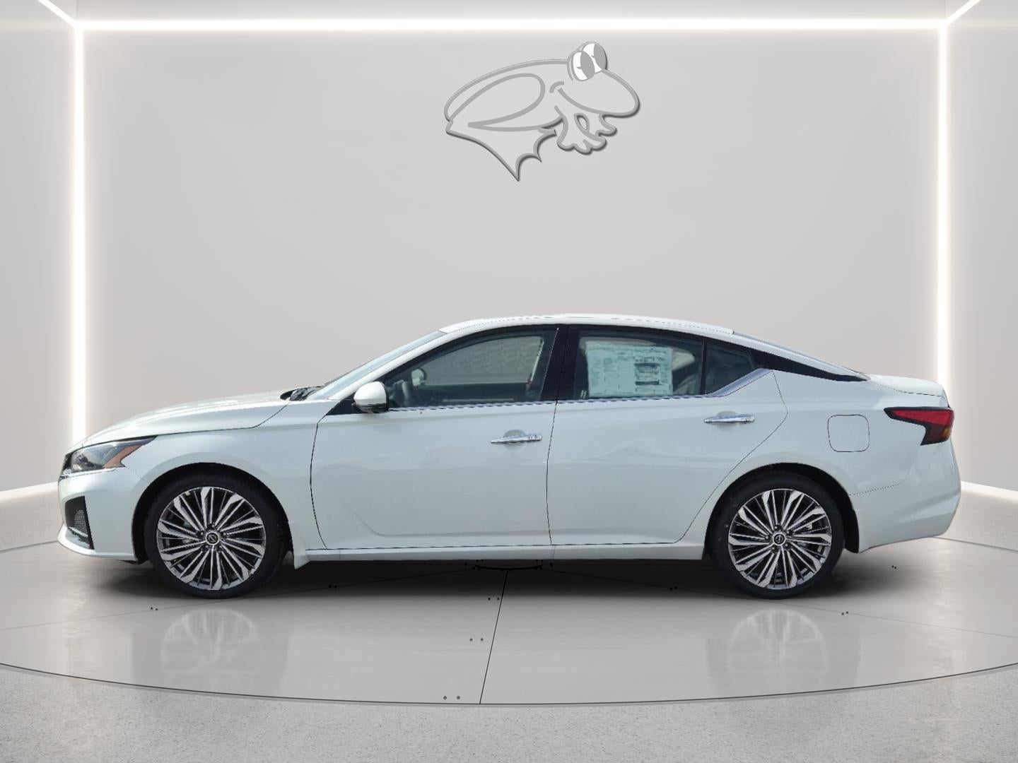 2025 Nissan Altima SL