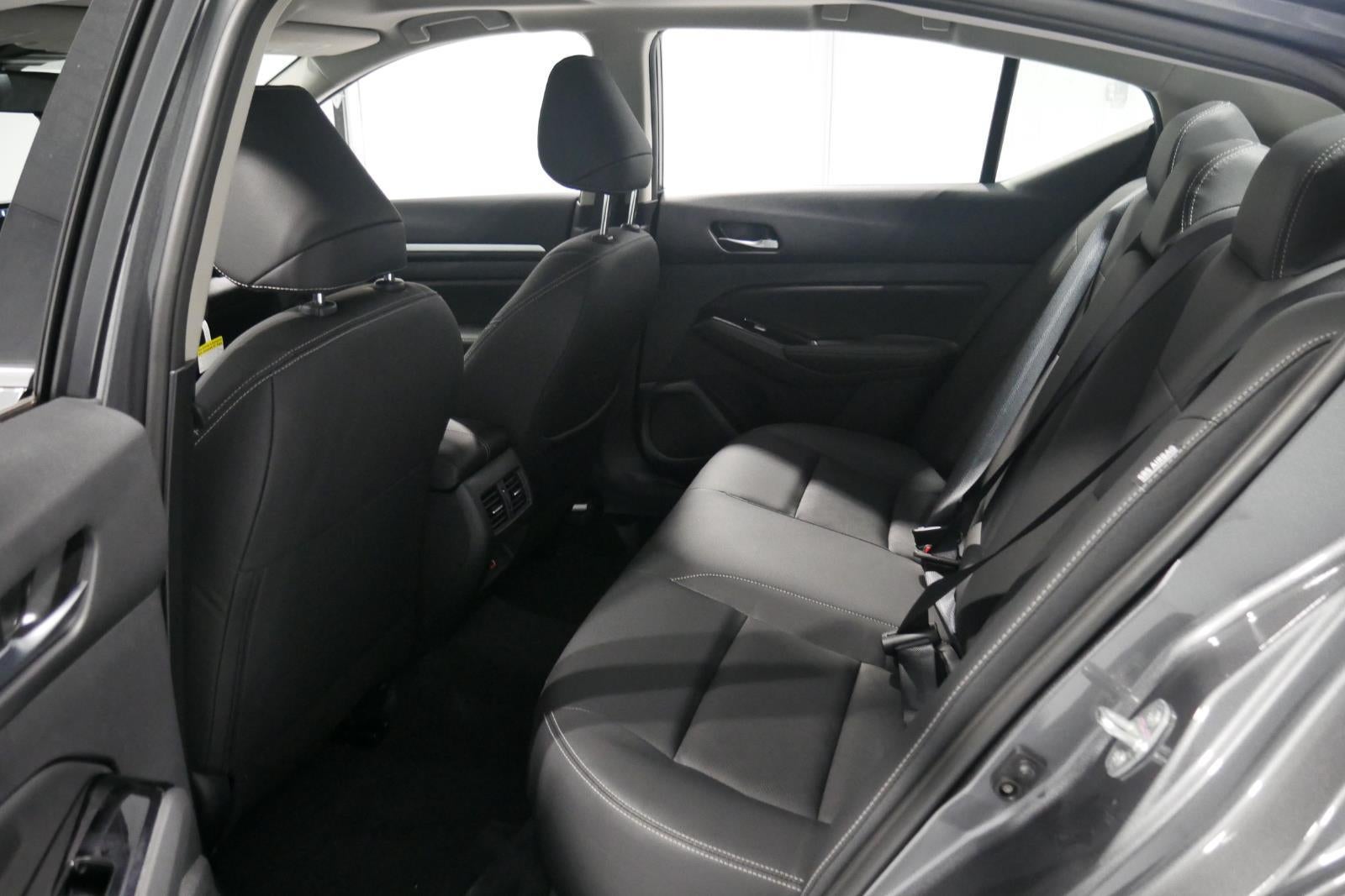 2025 Nissan Altima SL