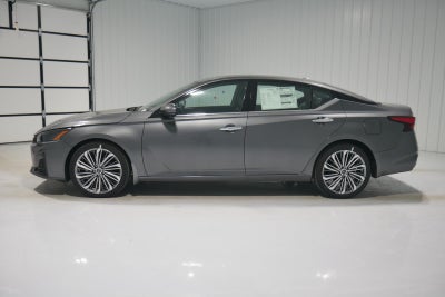 2025 Nissan Altima SL