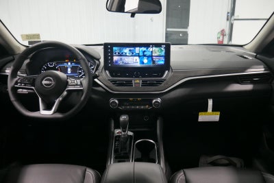 2025 Nissan Altima SL