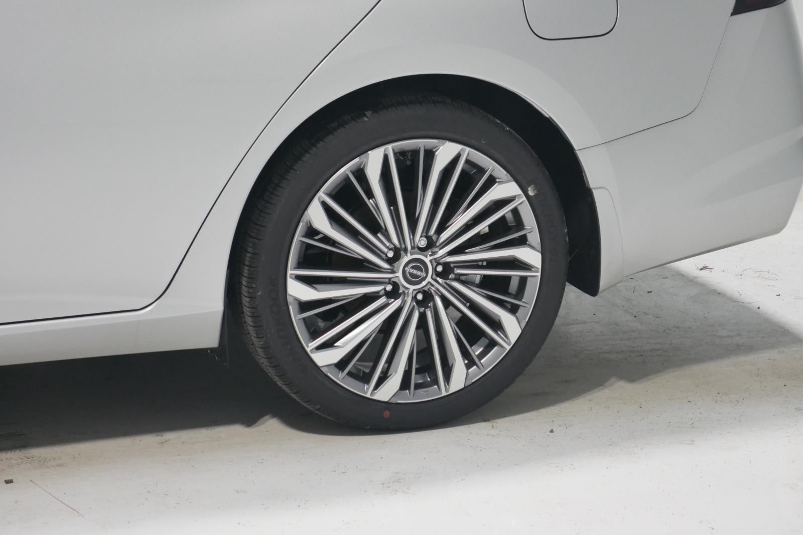 2025 Nissan Altima SL