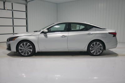 2025 Nissan Altima SL