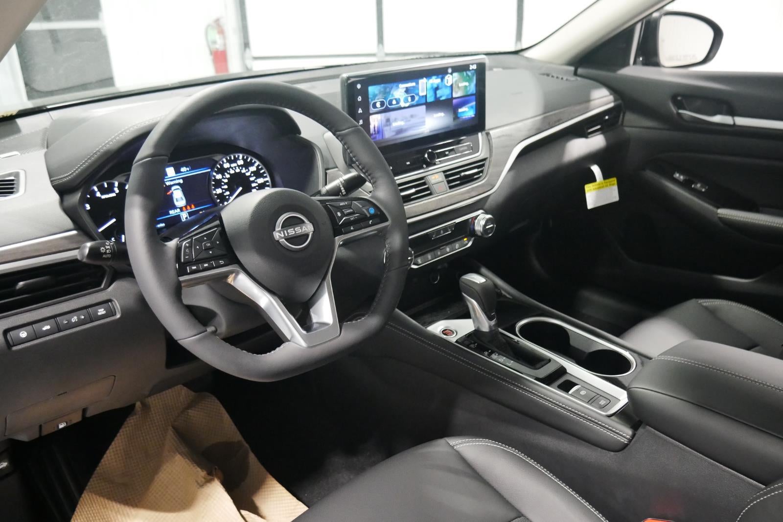 2025 Nissan Altima SL