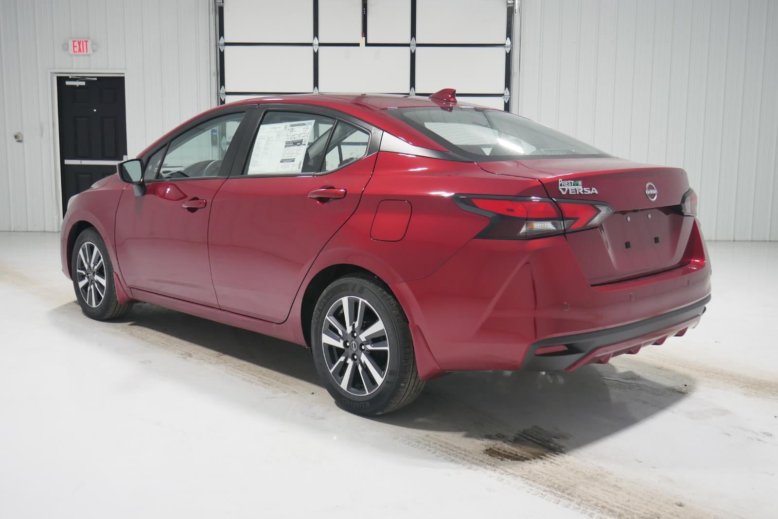 2025 Nissan Versa SV