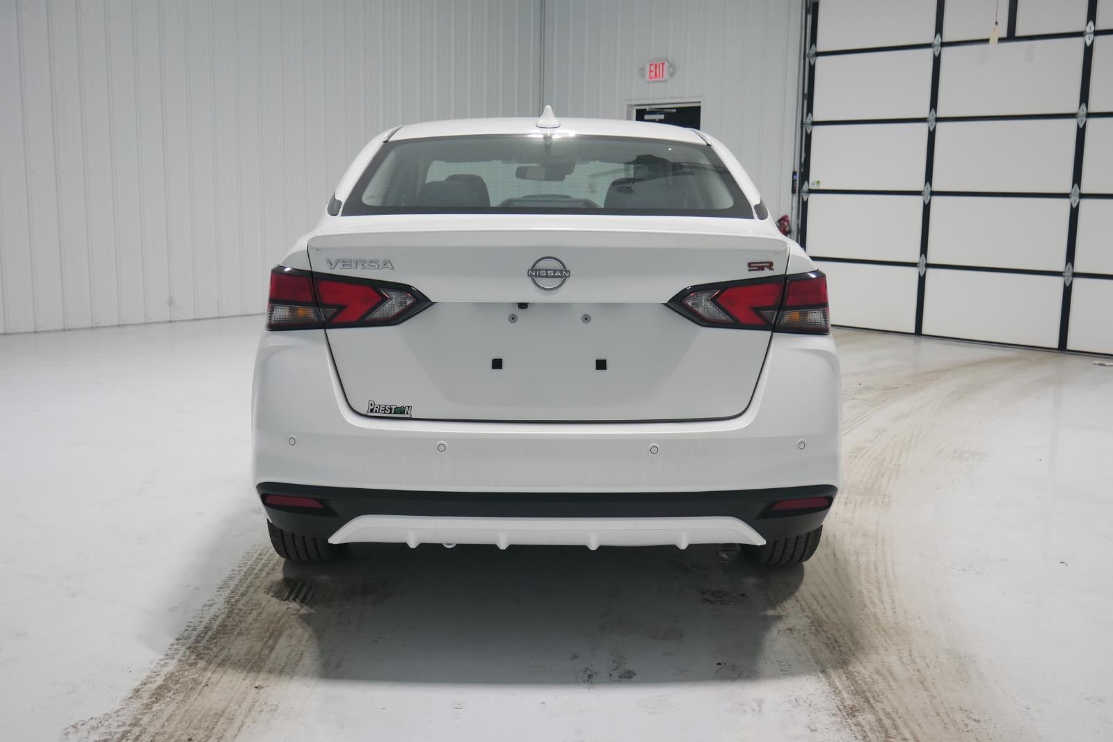 2025 Nissan Versa SR