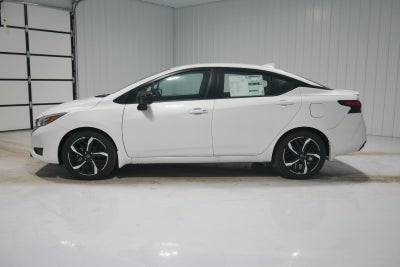 2025 Nissan Versa SR