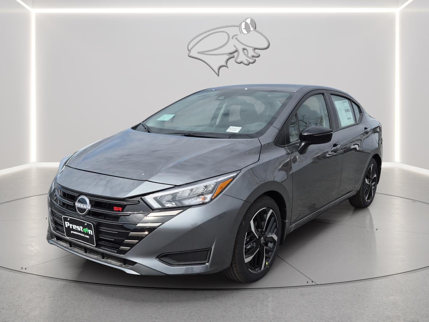 2025 Nissan Versa SR