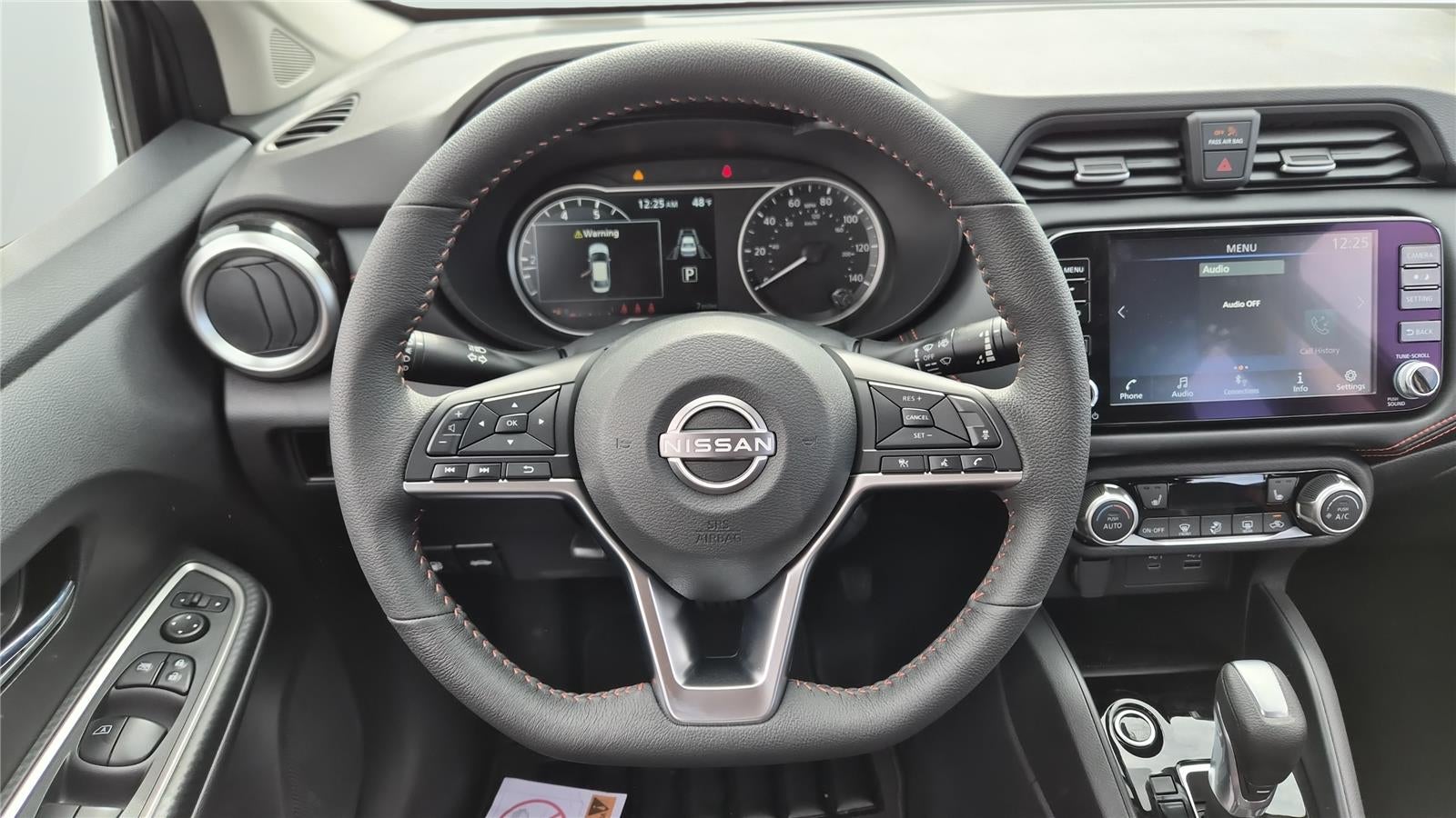 2025 Nissan Versa SR