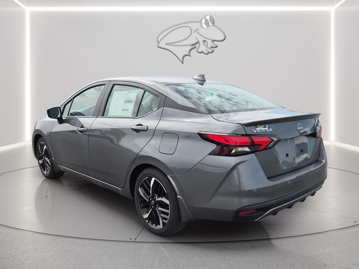 2025 Nissan Versa SR