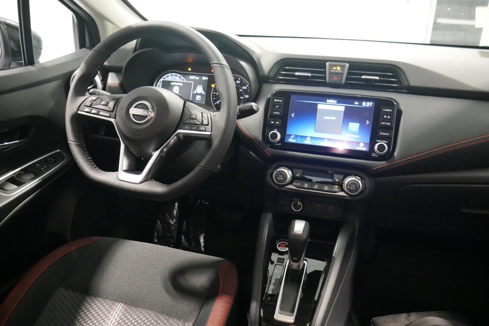 2025 Nissan Versa SR