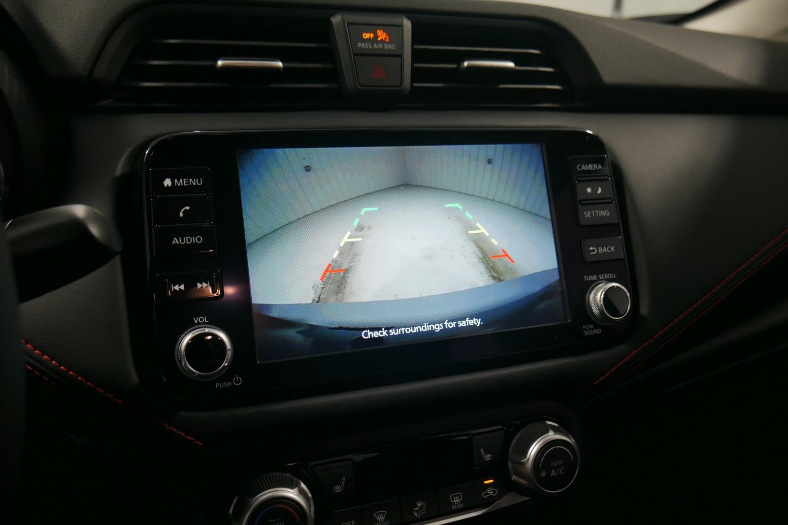 2025 Nissan Versa SR