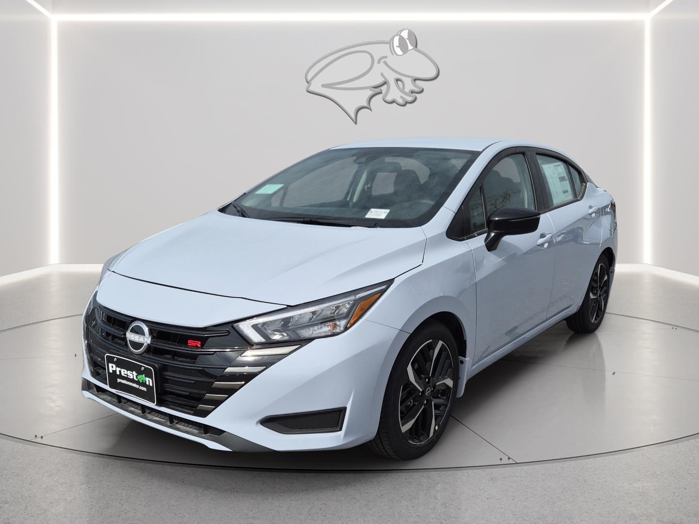 2025 Nissan Versa SR