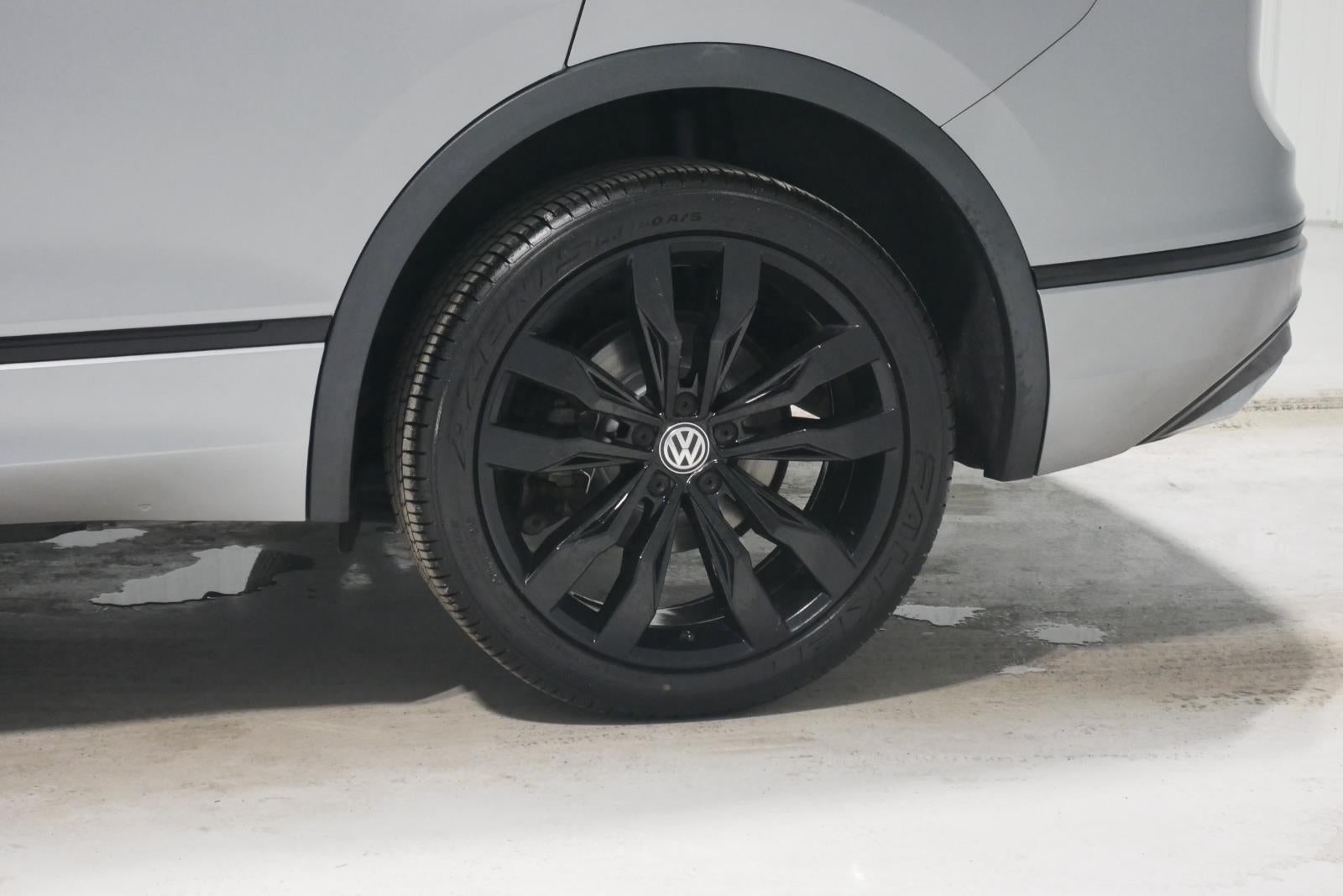 2021 Volkswagen Tiguan SE R-Line Black