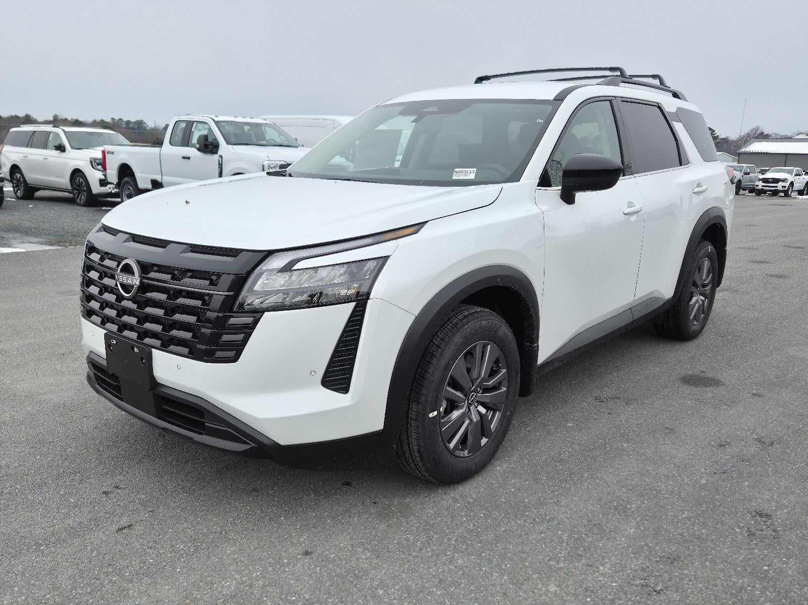 2026 Nissan Pathfinder SV