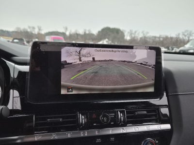 2026 Nissan Pathfinder SV