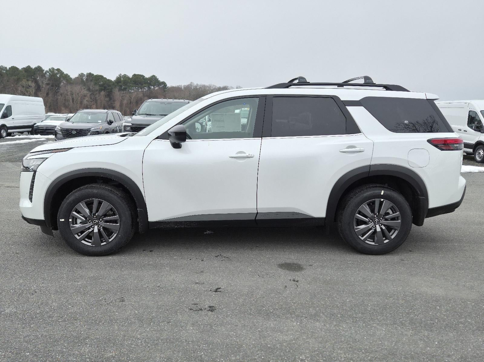 2026 Nissan Pathfinder SV