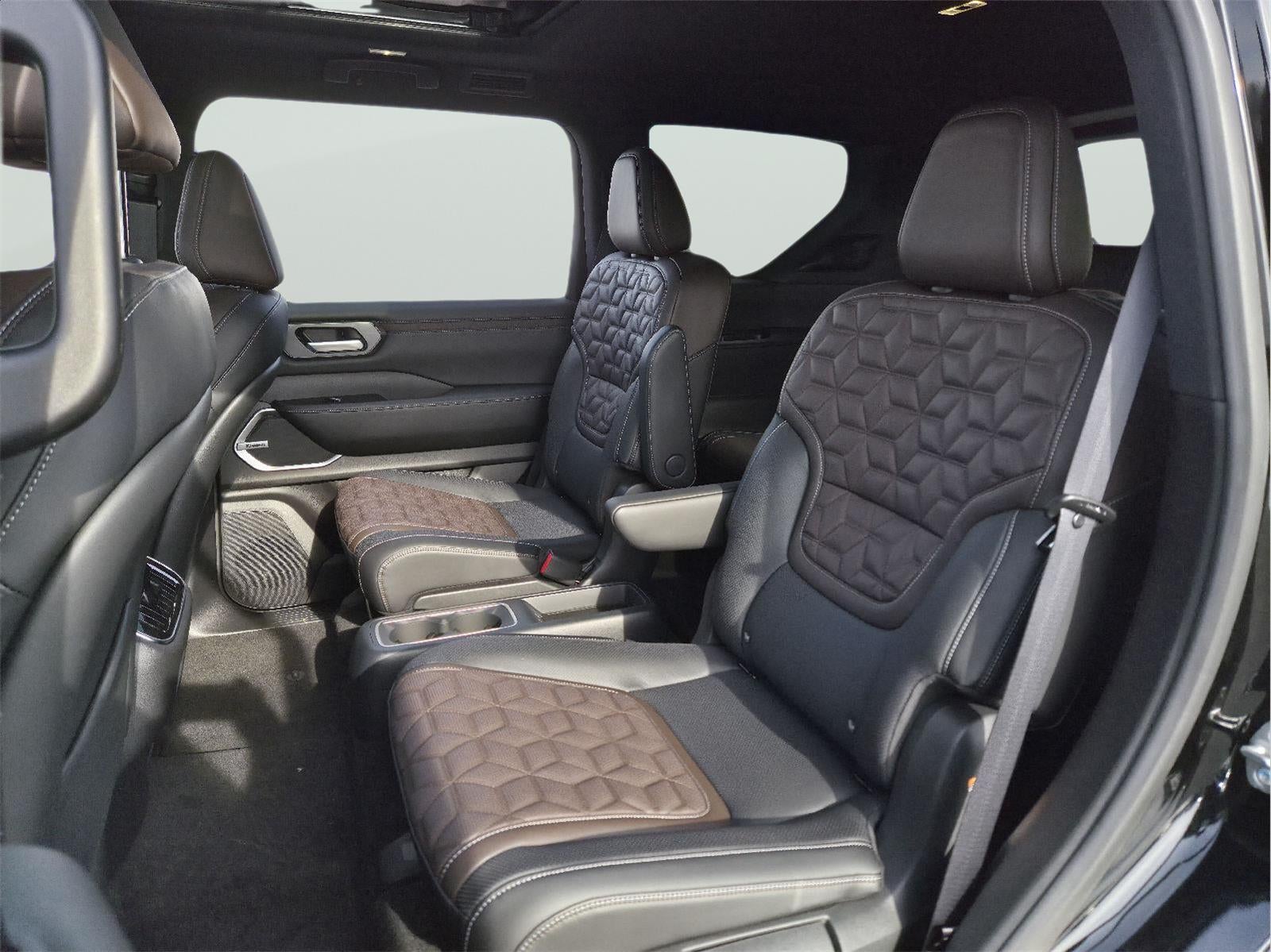 2025 Nissan Armada Platinum Reserve