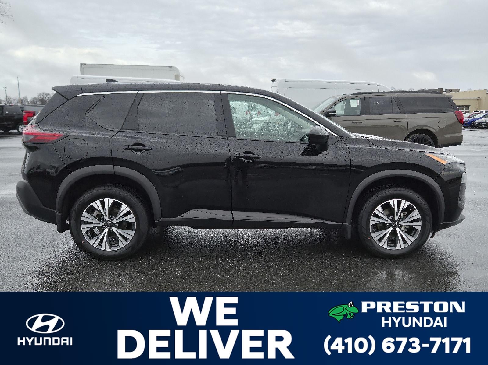 2023 Nissan Rogue SV